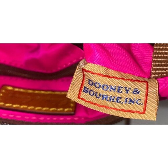 Dooney & Bourke Nylon crossbody shoulder bag medallion key keeper Embroidered - Picture 8 of 11